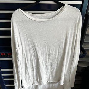 Long sleeved long T shirt